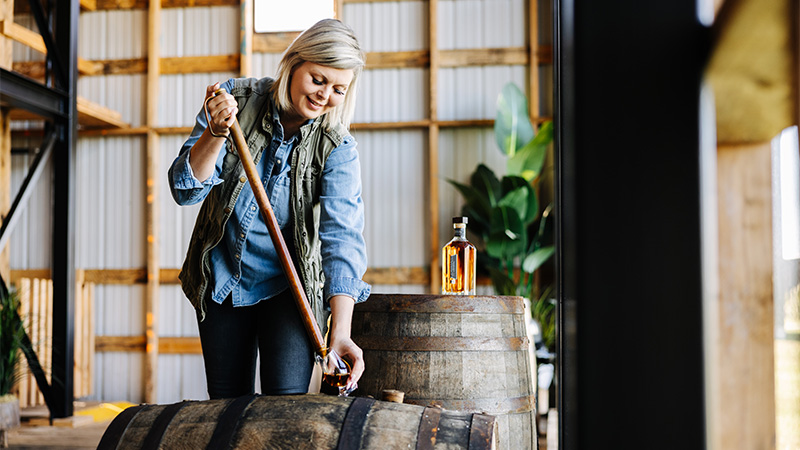 Marianne Eaves Forbidden Bourbon Alin Wagner